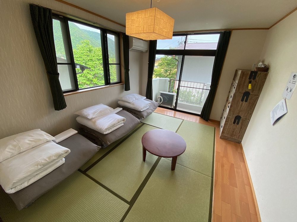 和室３人部屋（布団ルーム） 客室3 | HAKONE guesthouse gaku.