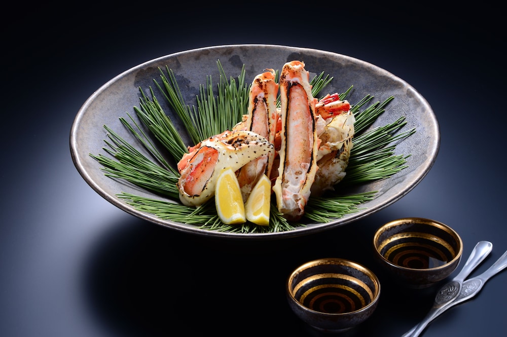 2階 木漏れ日の間 (タラバ蟹) 客室露天風呂付＋個室お食事処 禁煙 客室1 | 箱根藍瑠