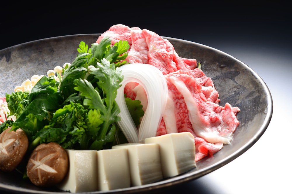 2階 木漏れ日の間 (しゃぶしゃぶ) 客室露天風呂付＋個室お食事処 | 箱根藍瑠