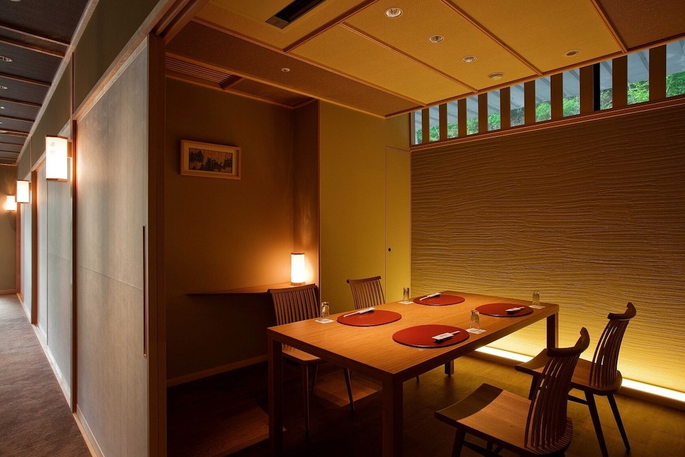 レストラン1 | 松園荘 保津川亭