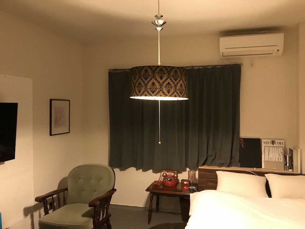 スタンダードダブルベッドルーム 部屋番号101 客室6 | 狭山美学校