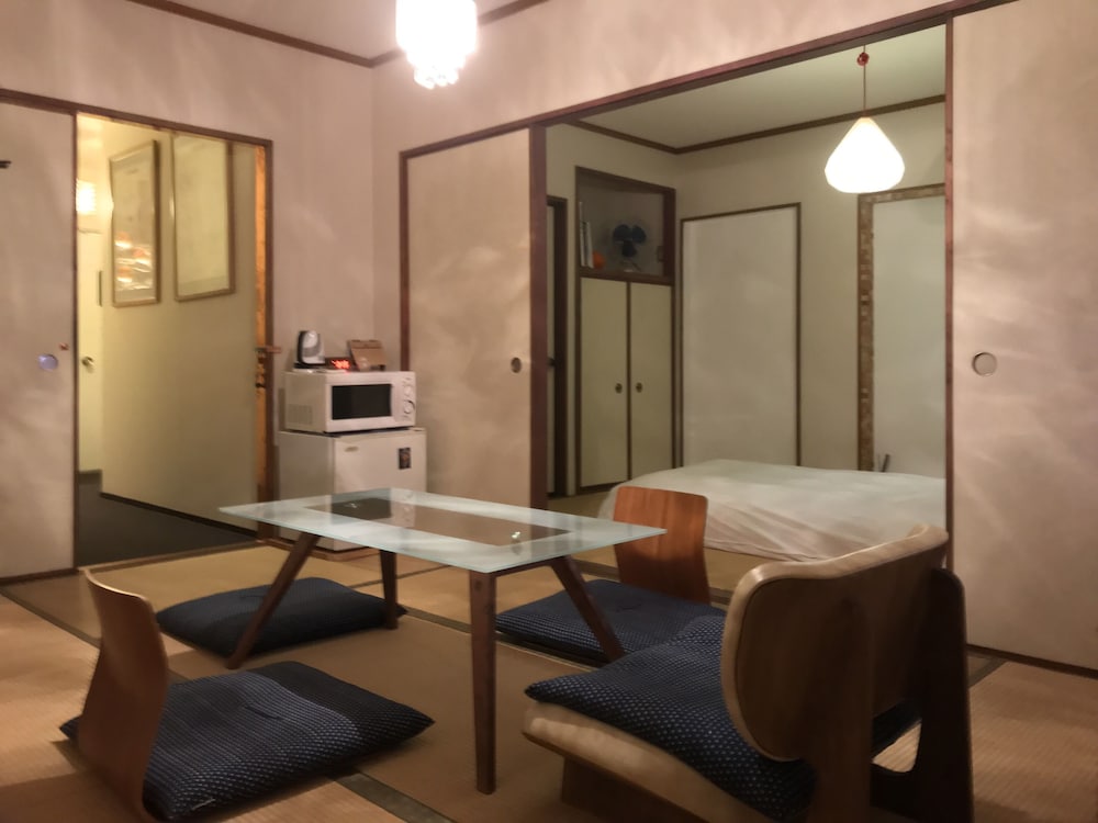 和室 部屋番号201 客室7 | 狭山美学校