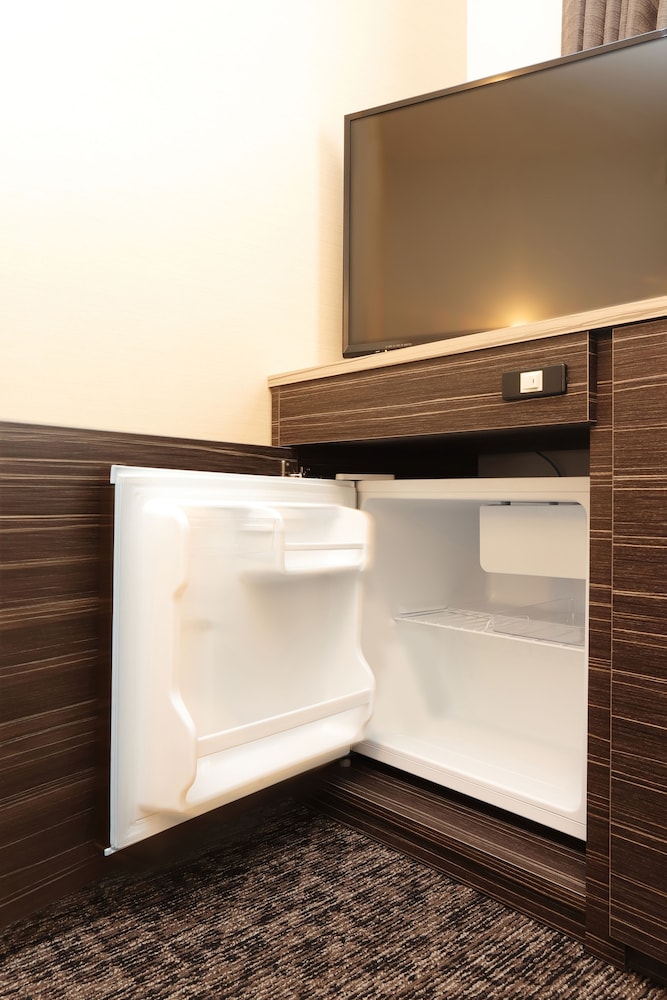 スタンダード ダブルルーム 喫煙可 小型冷蔵庫0 | スマイルホテルプレミアム大阪本町