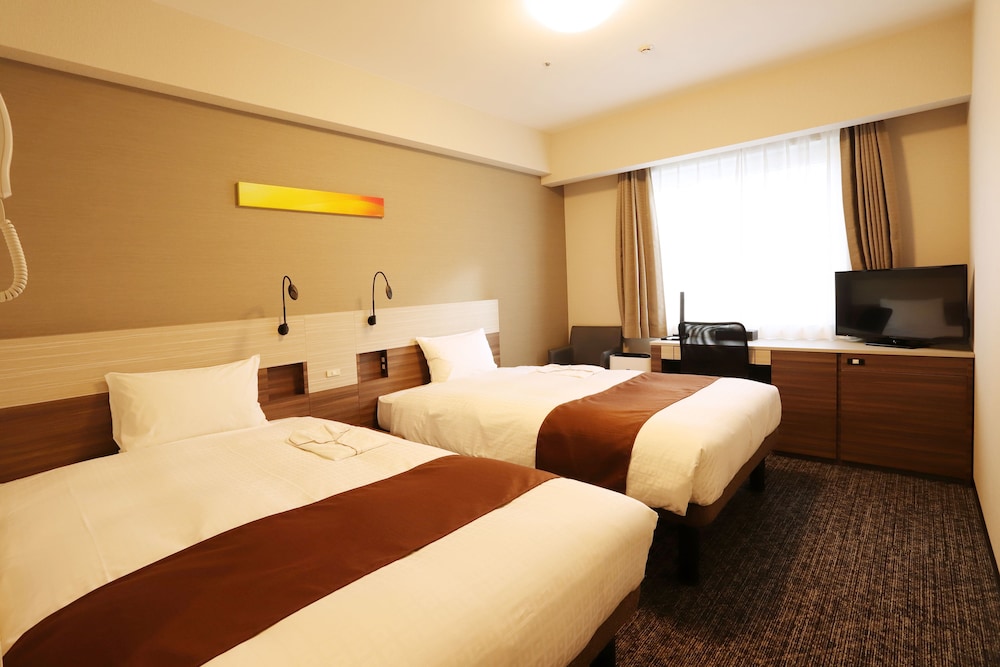 スタンダード ツインルーム 喫煙可 | スマイルホテルプレミアム大阪本町