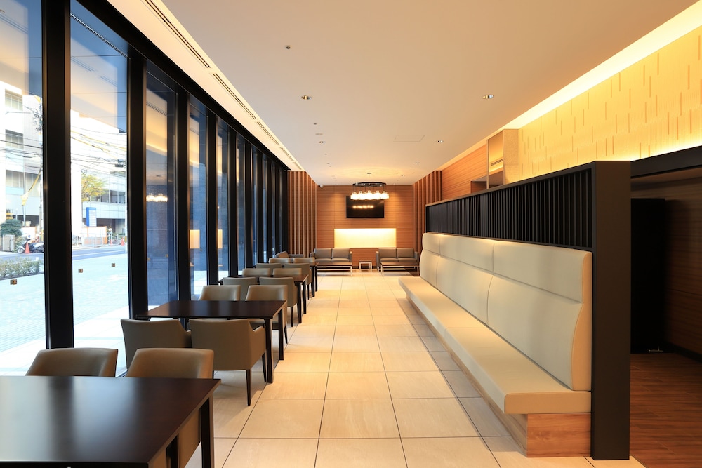 ロビーラウンジ1 | スマイルホテルプレミアム大阪本町
