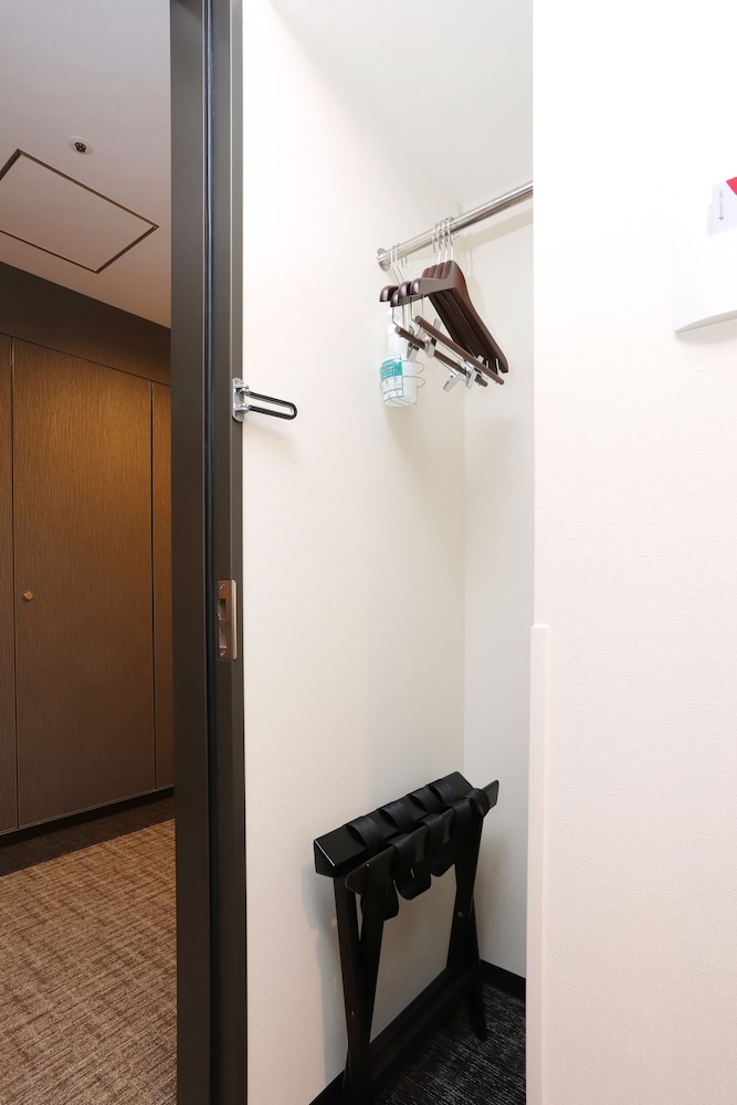 スタンダード ダブルルーム 喫煙可 客室の設備とサービス2 | スマイルホテルプレミアム大阪本町