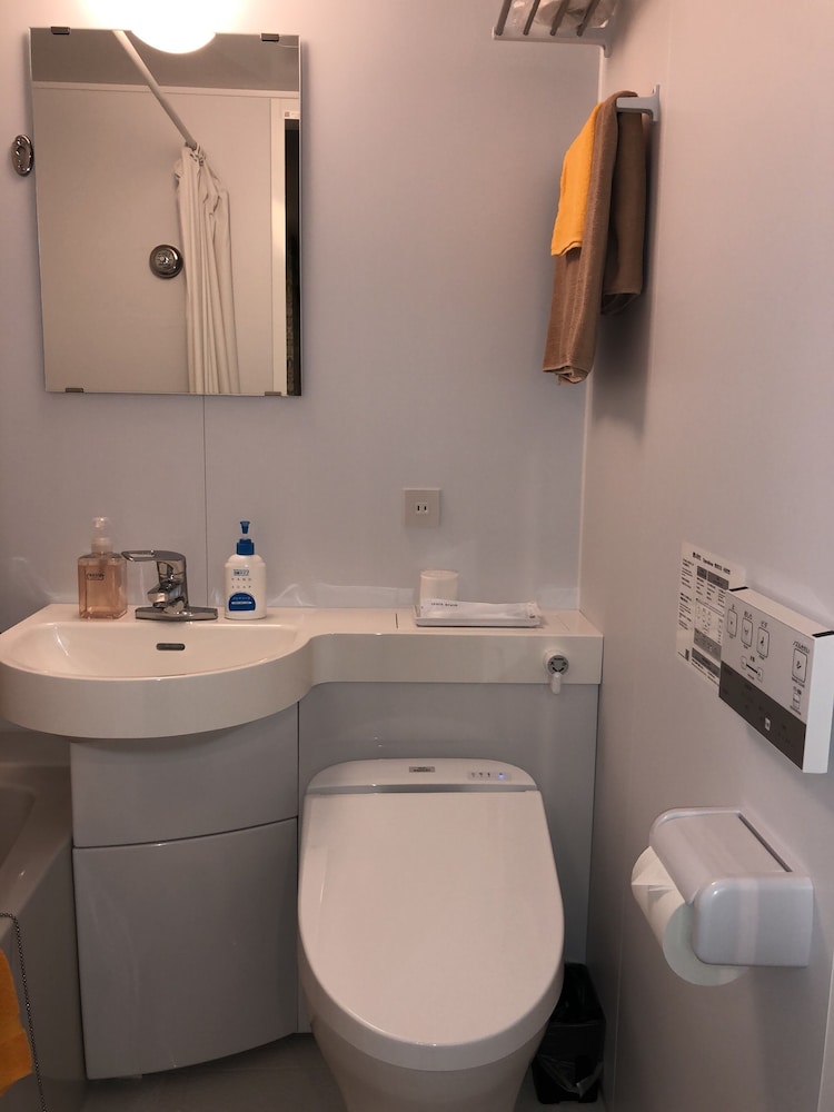 ツインルーム 禁煙 バスルーム1 | はとやホテル