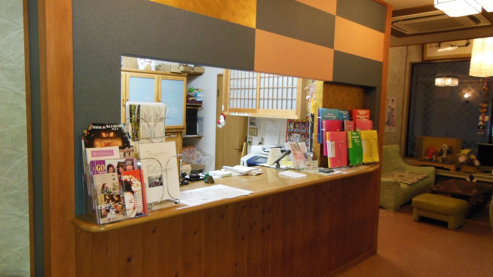 フロント1 | 京都 旅館 祇園佐の フロント1 | 京都 旅館 祇園佐の