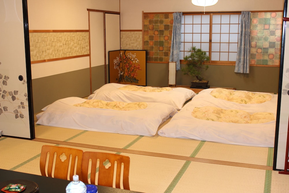 和室 24畳 客室1 | 京都 旅館 祇園佐の