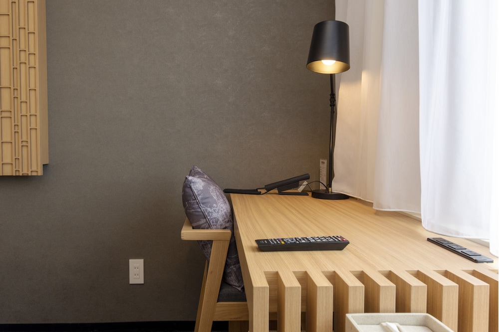 クイーンベッドルーム 禁煙 【本館】 客室の設備とサービス0 | ホテルグローバルビュー釧路