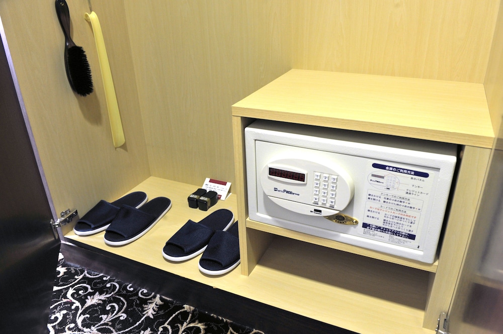 クイーンベッドルーム 禁煙 【本館】 セーフティボックス0 | ホテルグローバルビュー釧路