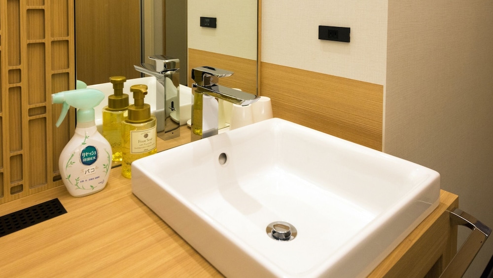 クイーンベッドルーム 禁煙 【本館】 バスルームの設備0 | ホテルグローバルビュー釧路