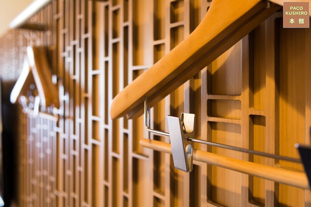 クイーンベッドルーム 禁煙 【本館】 リビング エリア0 | ホテルグローバルビュー釧路