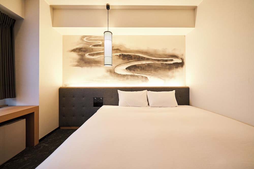 クイーンベッドルーム 禁煙 【本館】 客室1 | ホテルグローバルビュー釧路