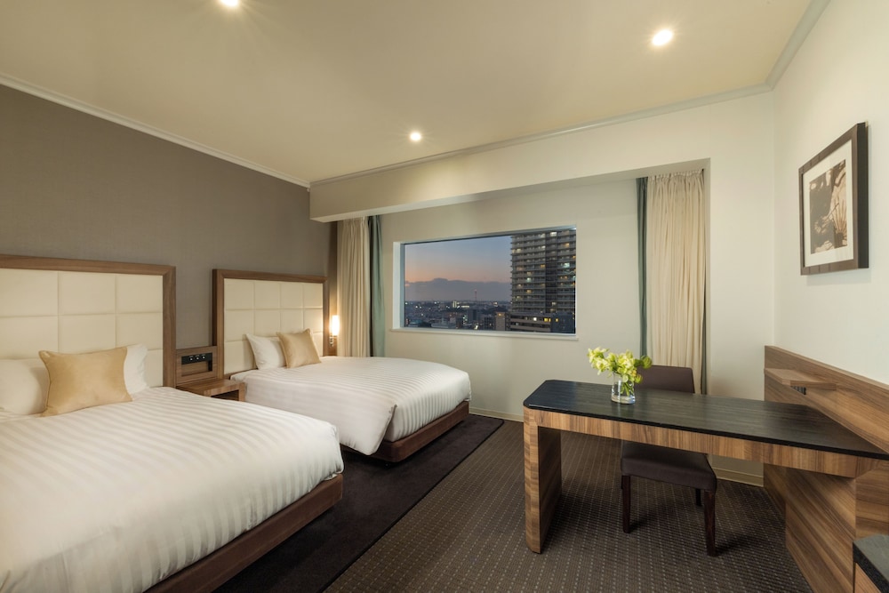 ツインルーム エキストラベッド付 禁煙 客室1 | パレスホテル大宮