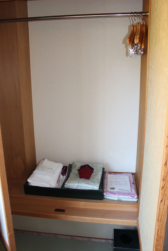 和室（12.5帖） 客室の設備とサービス1 | 祭屋湯左衛門