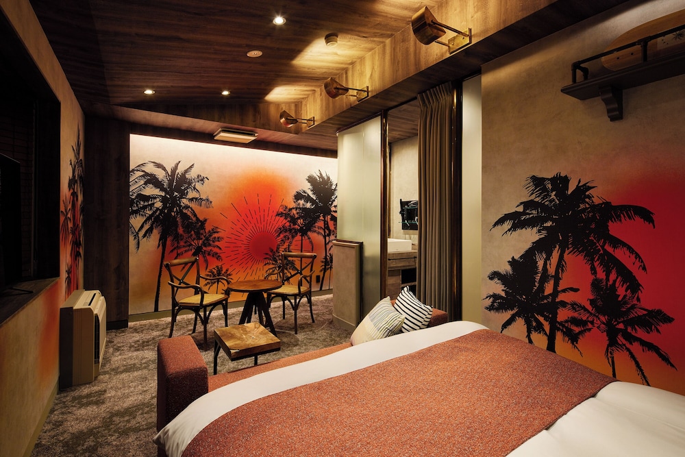 デザイン ダブルルーム クイーンベッド 1 台 禁煙 | COAST HIKE HOTEL - 大人限定