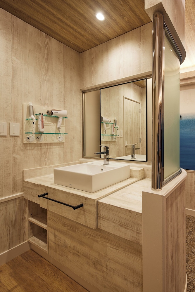 デザイン ダブルルーム クイーンベッド 1 台 禁煙 客室9 | COAST HIKE HOTEL - 大人限定