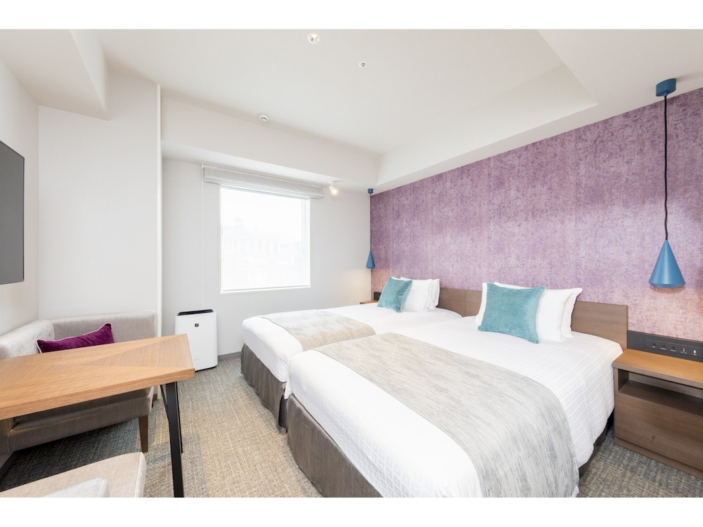 スーペリアツインルーム(シングルベッド2台)2名利用 バス・トイレ別 禁煙 客室3 | 東急ステイ高輪 (泉岳寺駅前)