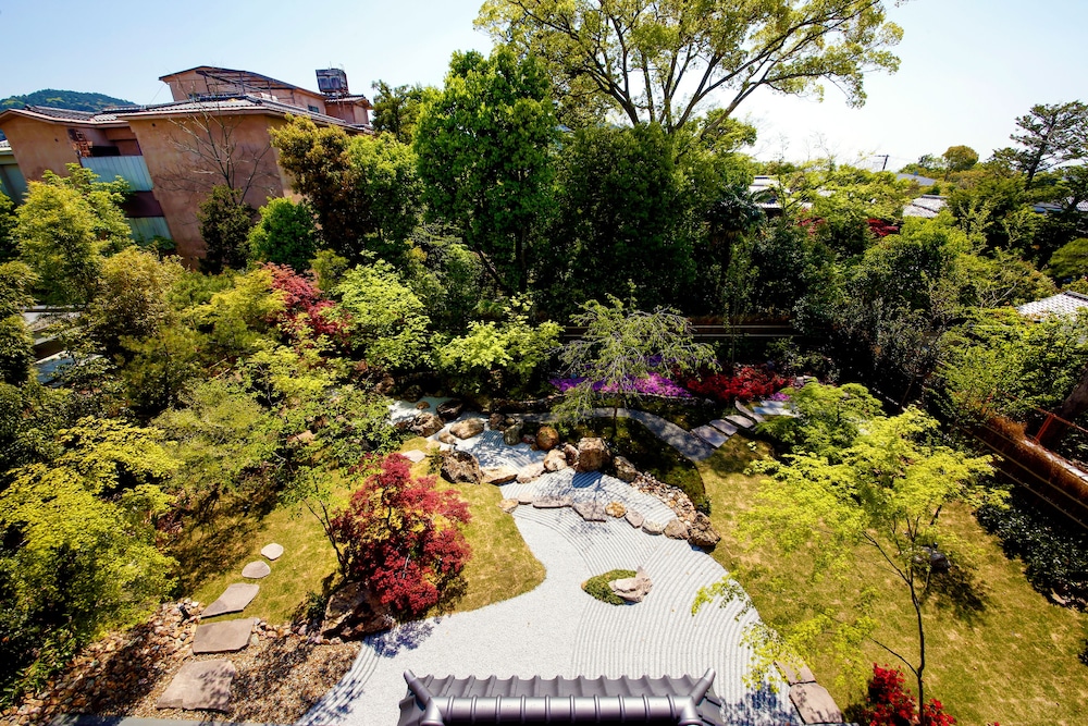 日本庭園の見えるお部屋 <2名専用> 部屋からの景観0 | 古都平安の宿 奏 KANADE