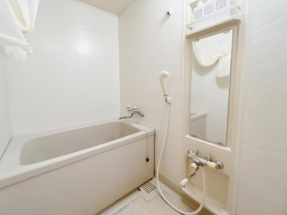 アパートメント 2 ベッドルーム ( 201 ) バスルーム0 | PINE TREE HOTEL