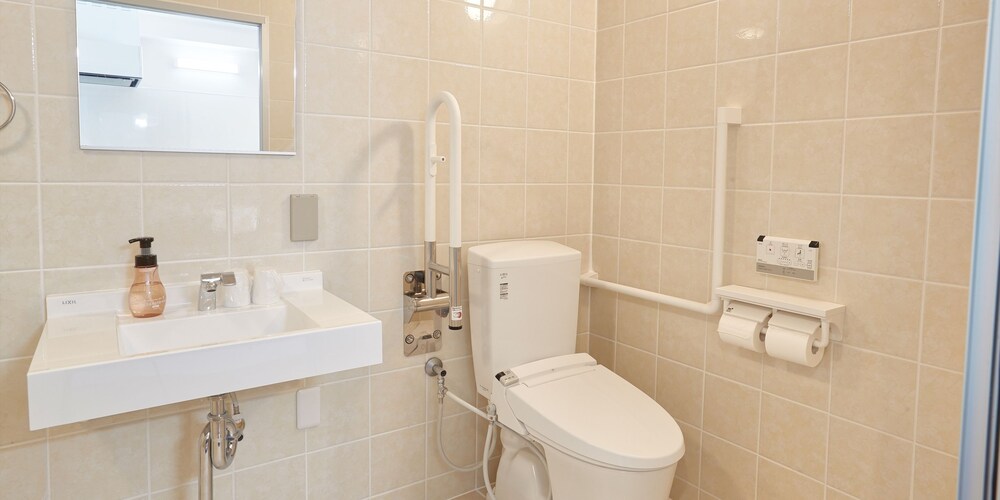 (コンドミニアムタイプ) ダブルルーム浴槽なし・シャワーのみ バスルーム0 | クリアスホテル壺川マルシェ