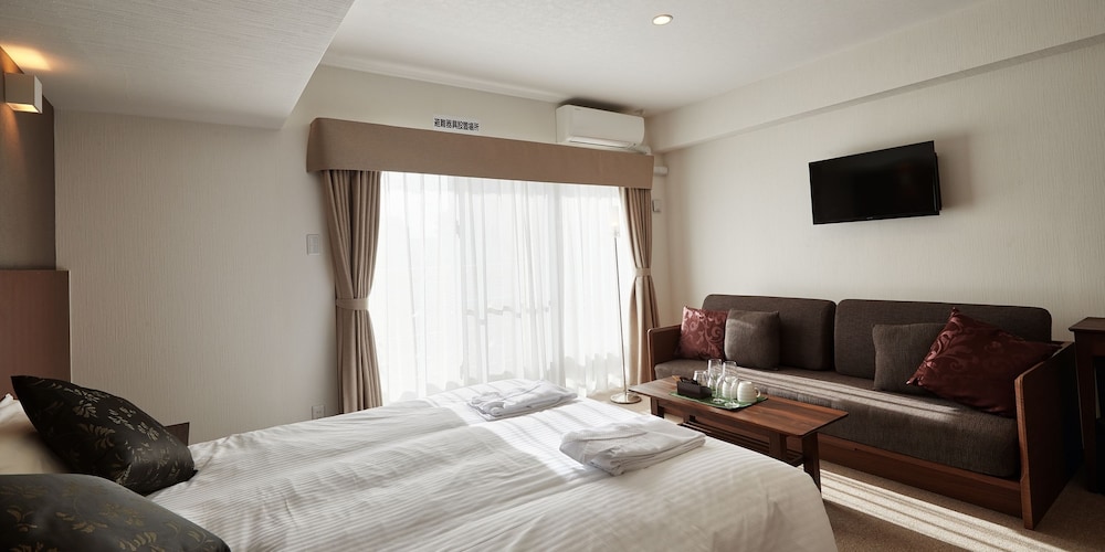 (コンドミニアムタイプ) ダブルルーム浴槽なし・シャワーのみ 客室1 | クリアスホテル壺川マルシェ