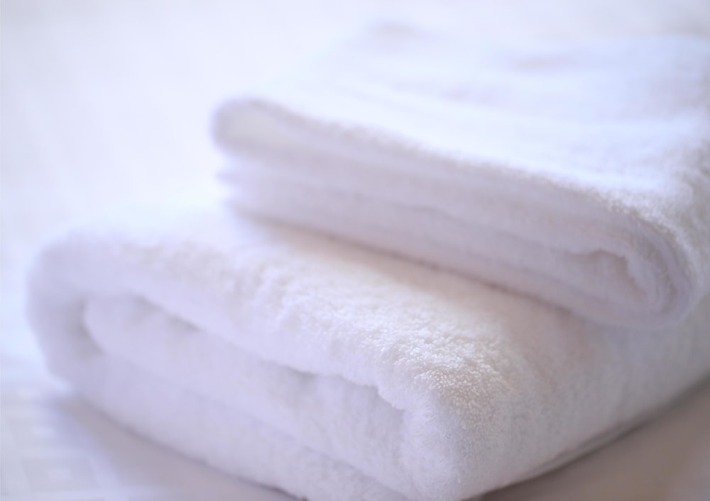 ダブル [15sqm ベッド幅140cm/1台] 客室の設備とサービス2 | ホテルウィングインターナショナルプレミアム金沢駅前