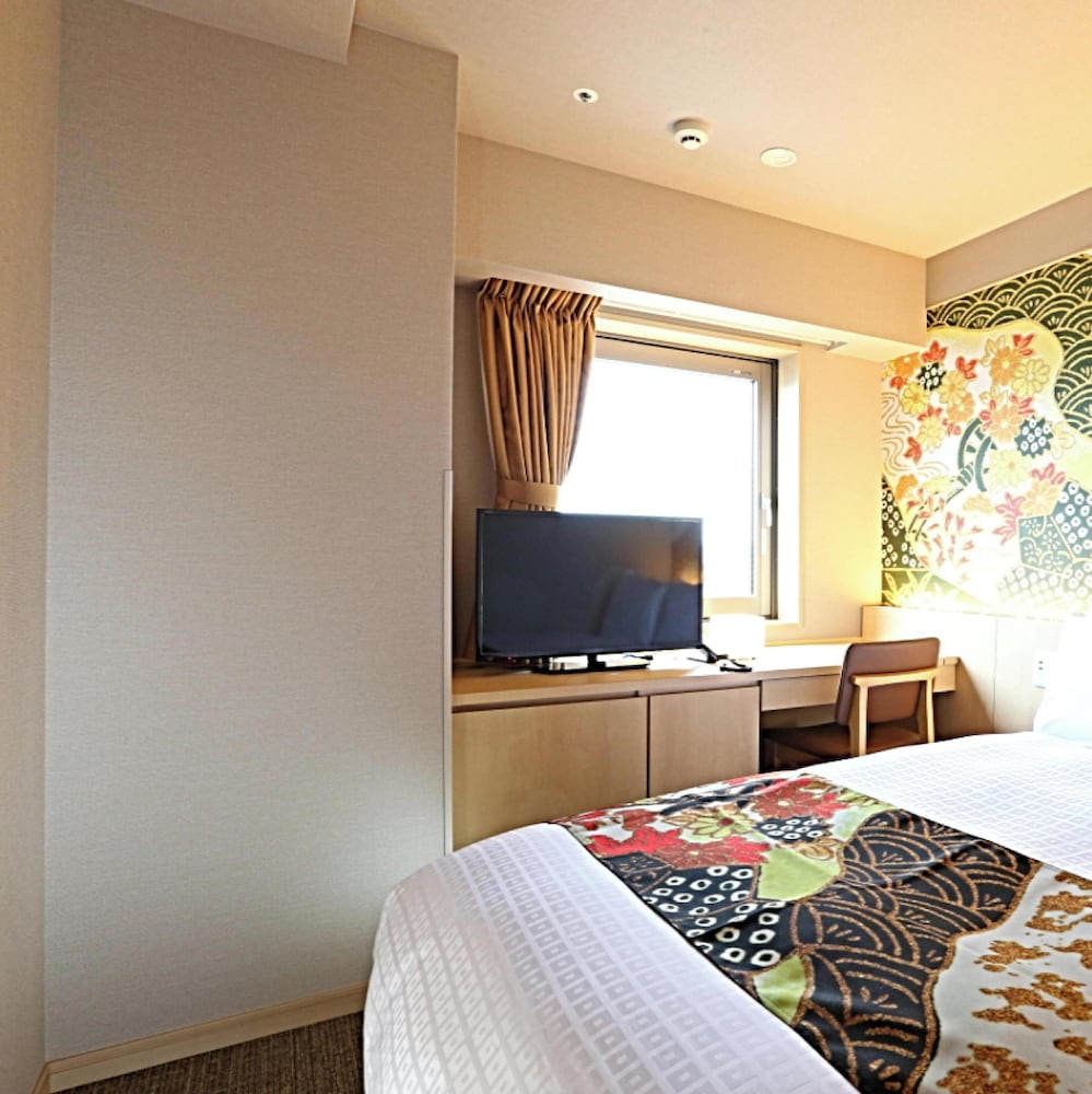 ダブル [15sqm ベッド幅140cm/1台] 客室1 | ホテルウィングインターナショナルプレミアム金沢駅前