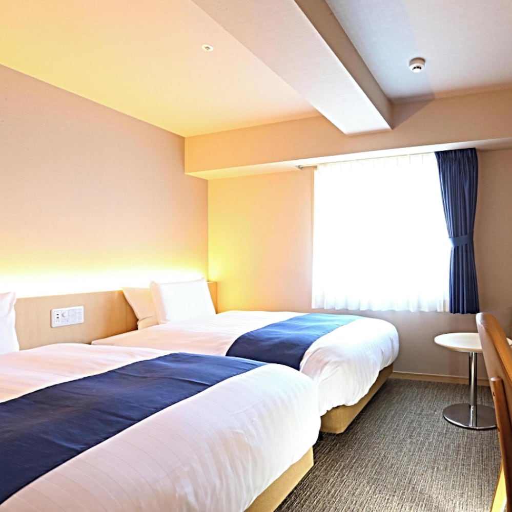 ツイン [20sqm ベッド幅110cm/2台] | ホテルウィングインターナショナルプレミアム金沢駅前