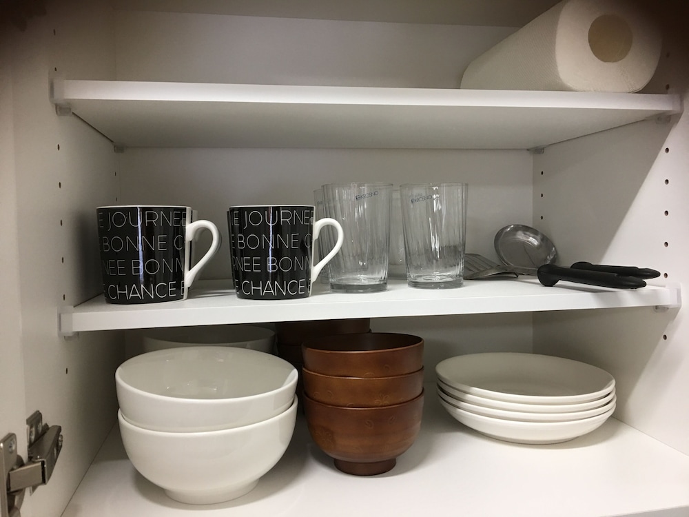 4 人部屋 専用キッチン5 | 美らガーナハウス壺川 那覇