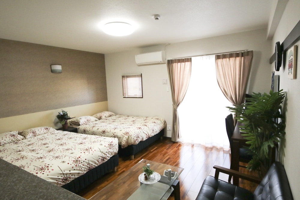 4 人部屋 客室36 | 美らガーナハウス壺川 那覇