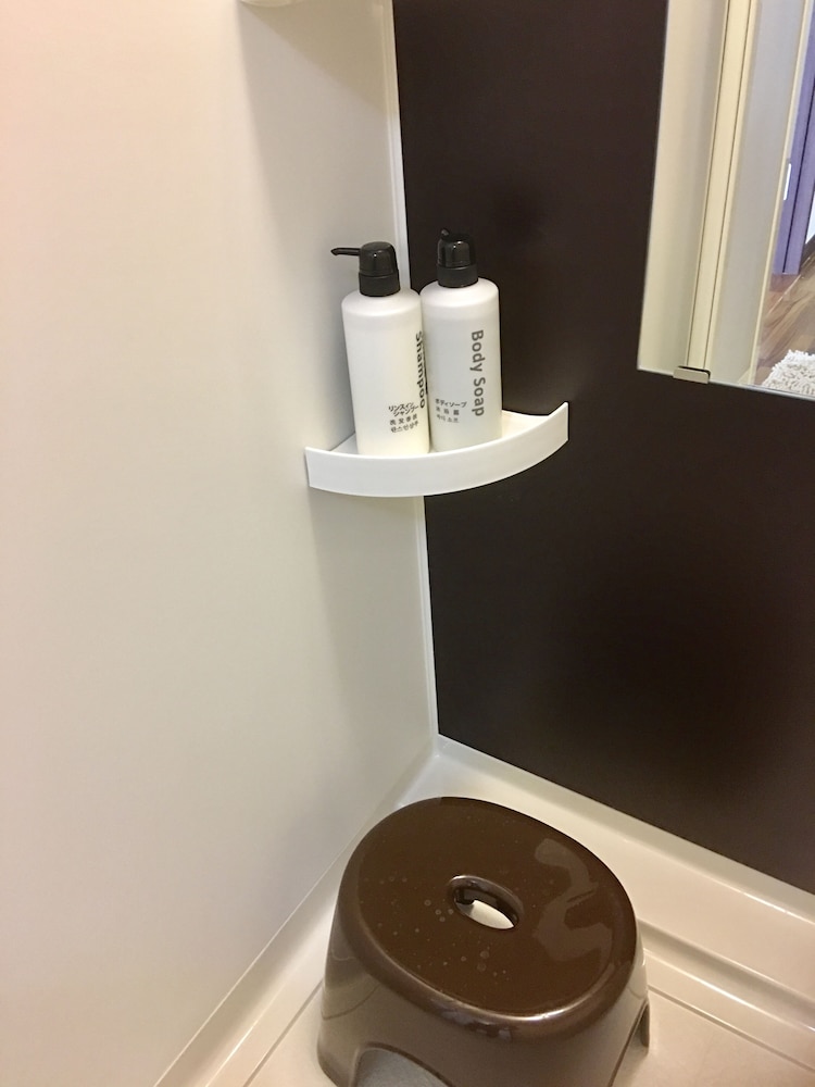 4 人部屋 客室の設備とサービス1 | 美らガーナハウス壺川 那覇