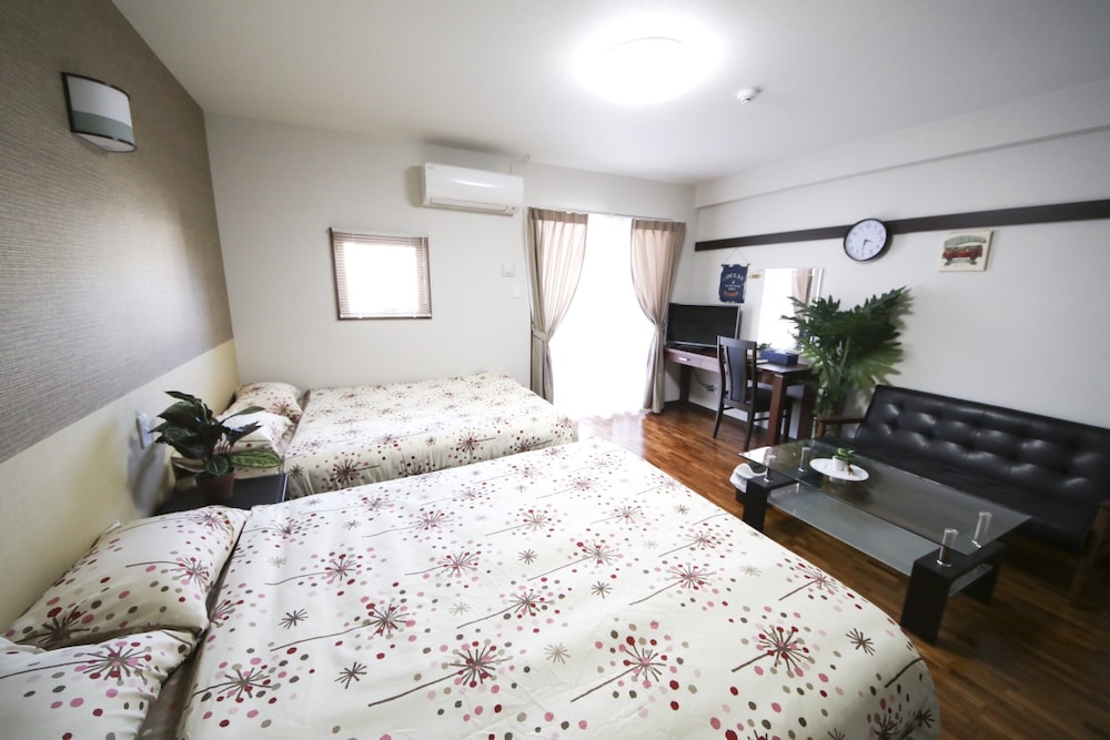 4 人部屋 客室35 | 美らガーナハウス壺川 那覇