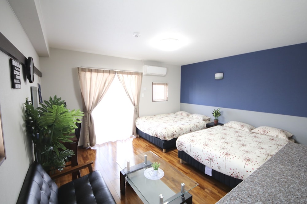 4 人部屋 客室41 | 美らガーナハウス壺川 那覇