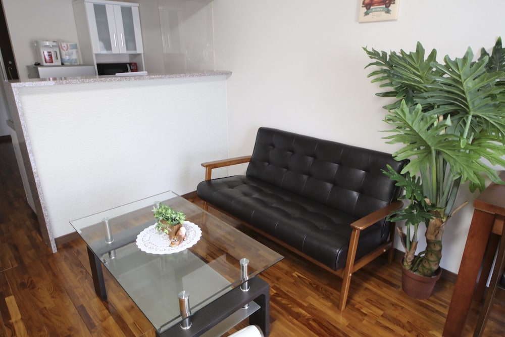 4 人部屋 客室34 | 美らガーナハウス壺川 那覇