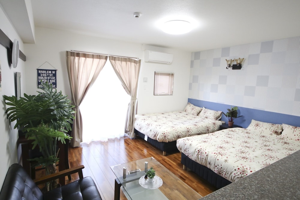 4 人部屋 客室20 | 美らガーナハウス壺川 那覇