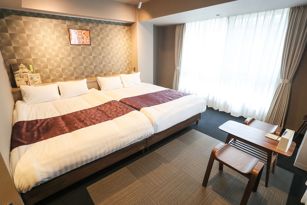 デラックス 4 人部屋 (5 ppl room) 客室3 | アパートメントホテル セブンキーズ 京都