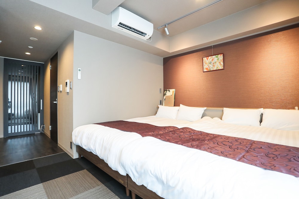 デラックス 4 人部屋 キッチン (4 ppl room) 客室17 | アパートメントホテル セブンキーズ 京都