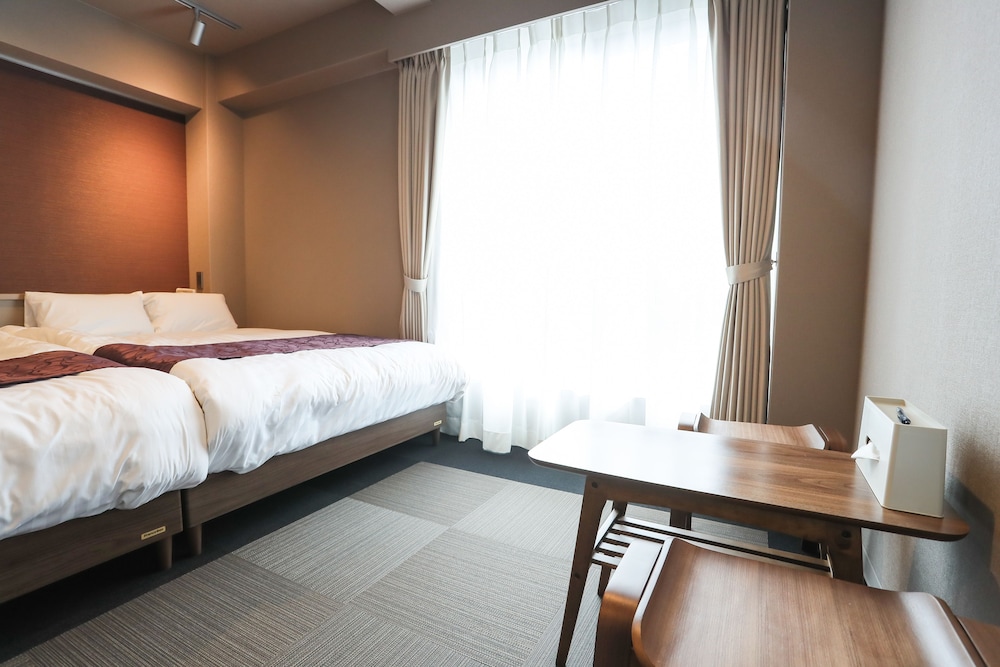 デラックス 4 人部屋 キッチン (4 ppl room) 客室14 | アパートメントホテル セブンキーズ 京都