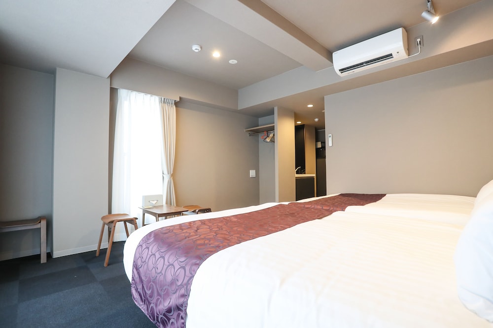 デラックス 4 人部屋 (5 ppl room) 客室10 | アパートメントホテル セブンキーズ 京都
