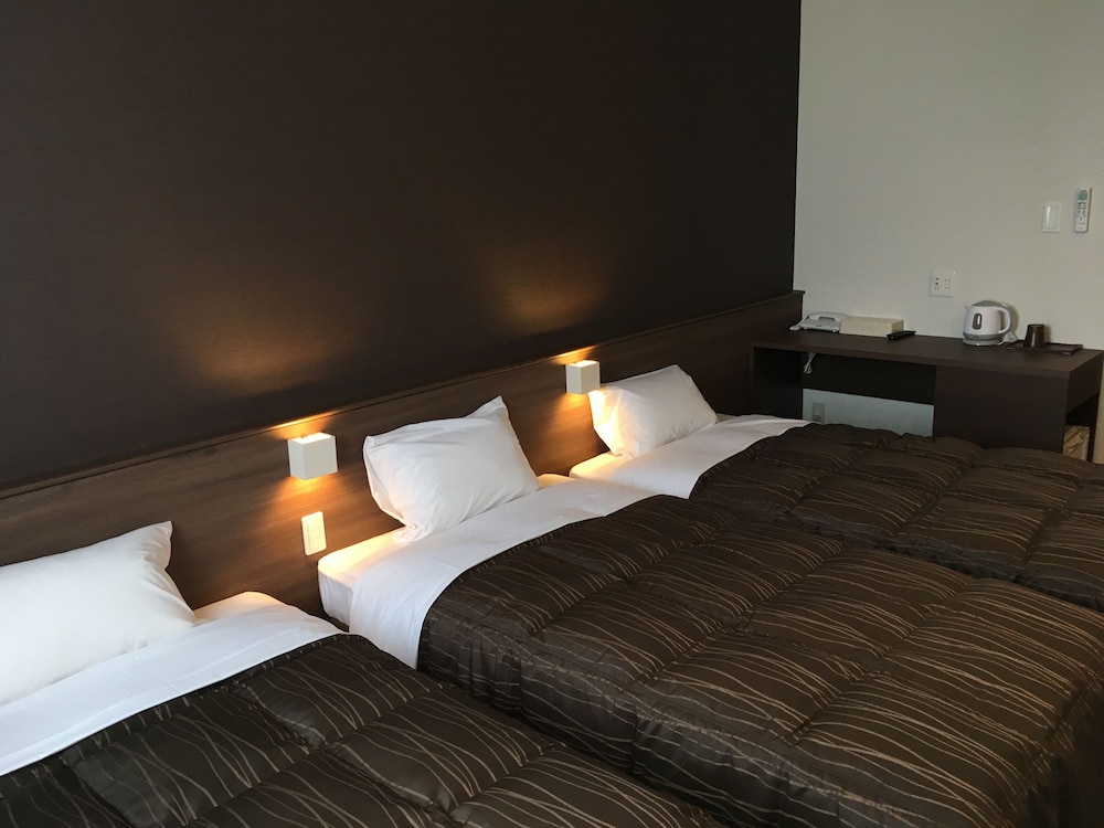 スタンダード トリプルルーム 客室2 | Daemado Hotel 比田勝