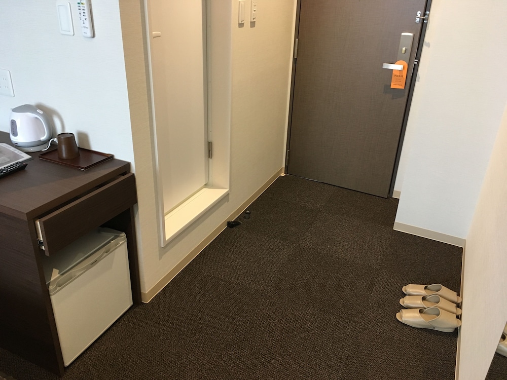 スタンダード トリプルルーム 客室の設備とサービス1 | Daemado Hotel 比田勝