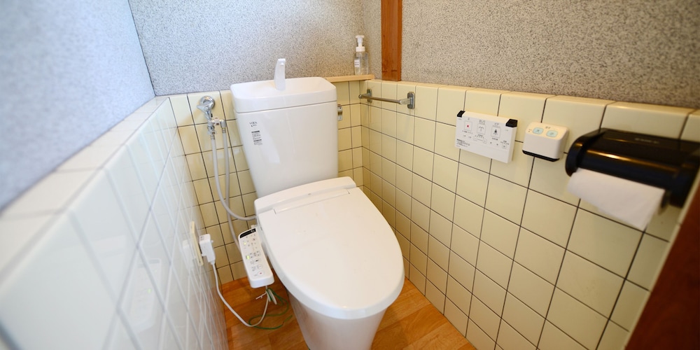 3人部屋和室（個室） バスルームの設備0 | はるのゲストハウス
