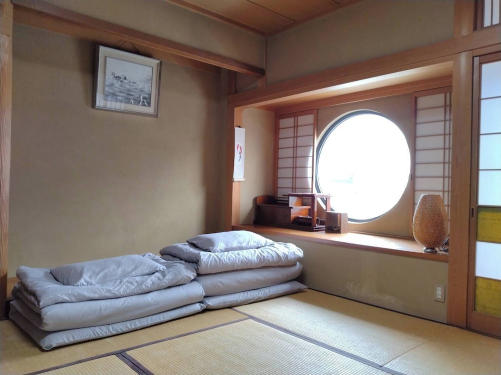 トラディショナル 4 人部屋 客室4 | ゲストハウス 和 - ホステル
