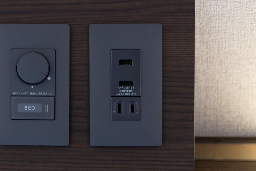 セミダブルルーム B シャワーブース付 禁煙 客室の設備とサービス1 | エスペリアホテル博多