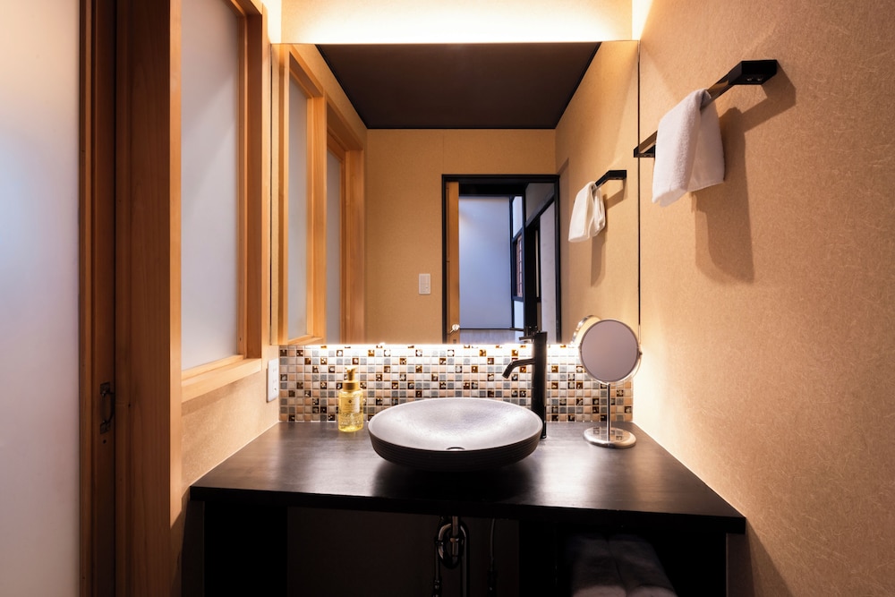 町屋 バスルームの設備0 | 鈴 五条壬生川 東