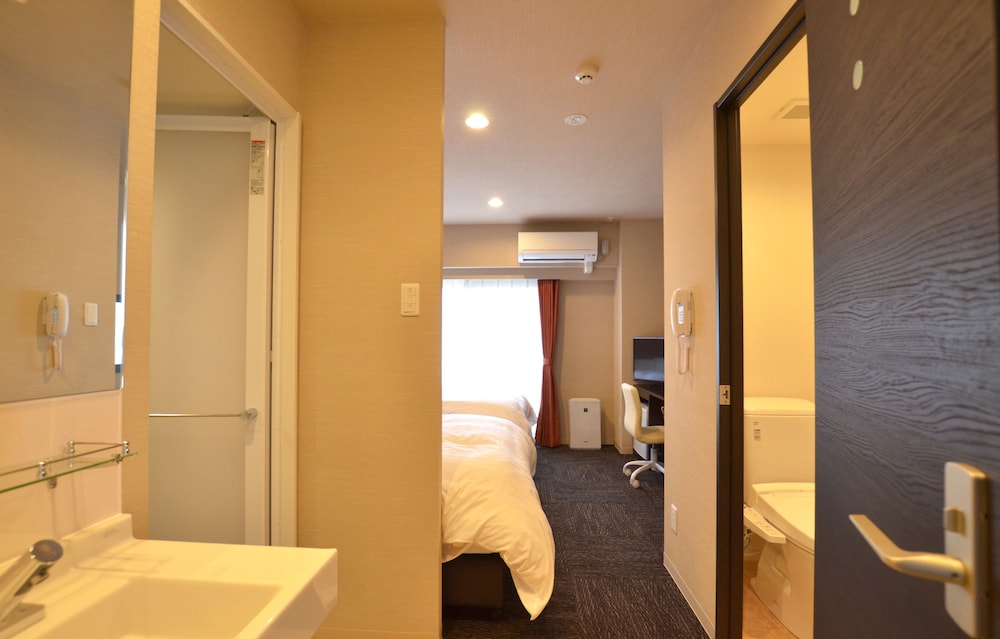 ツインルーム 完全禁煙 バスルーム0 | 喜々津ステーションホテル