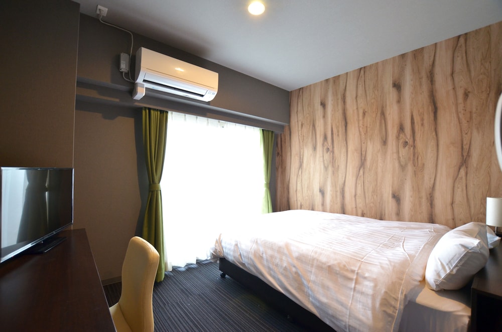 ワイドルーム 完全禁煙 | 喜々津ステーションホテル