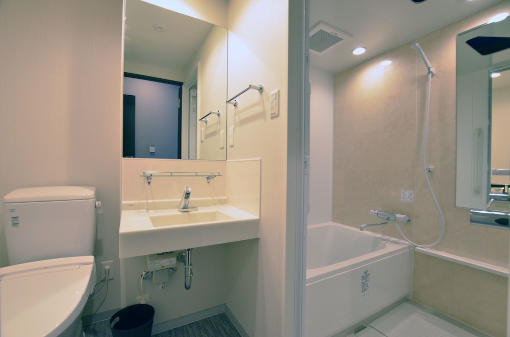 レギュラールーム 完全禁煙 バスルーム1 | 喜々津ステーションホテル